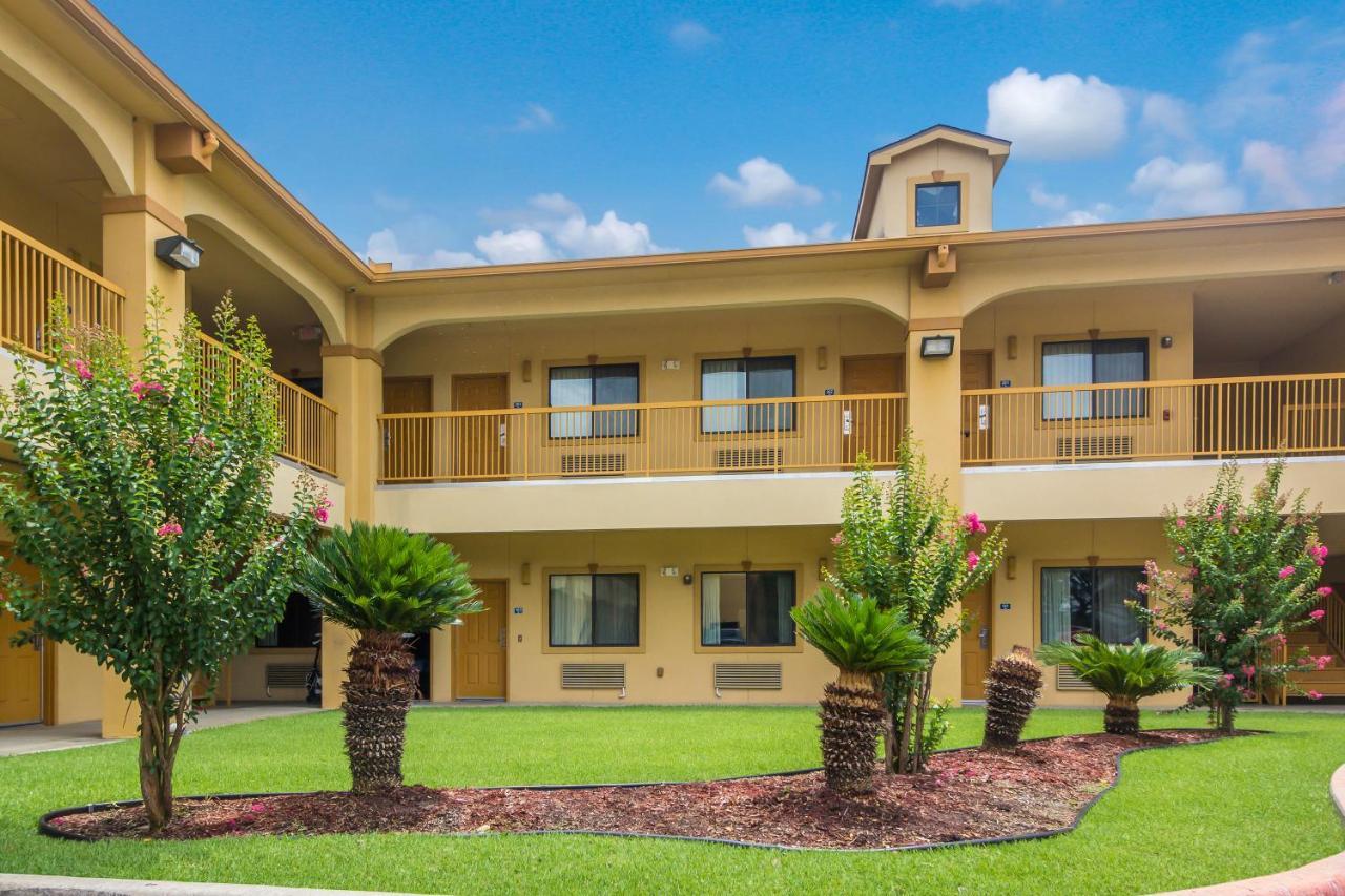 Americas Best Value Inn & Suites Tomball Luaran gambar
